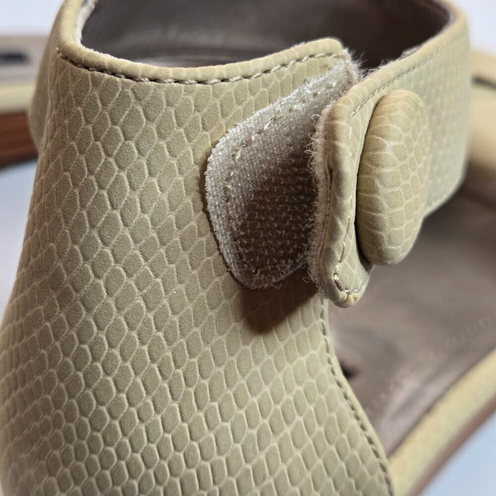 Array Havana Taupe Snake Print Ankle Strap Low We… - image 10